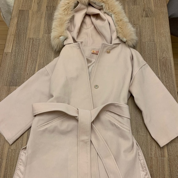 Jackets & Blazers - Gorgeous Pink Coat with Fur Collar Barbie Vibes Small Medium